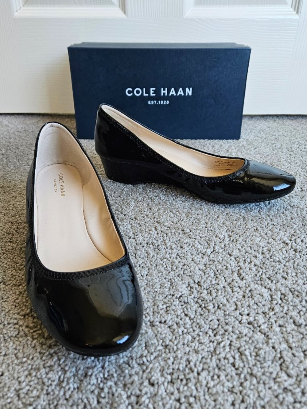 Cole Haan Sadie Black Patent Leather Low Wedge Pumps 8 Office Comfort